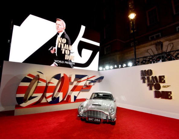 'Rocket League' James Bond Car: How to Get the Aston Martin DB5 Banner, Aston Martin Valhalla