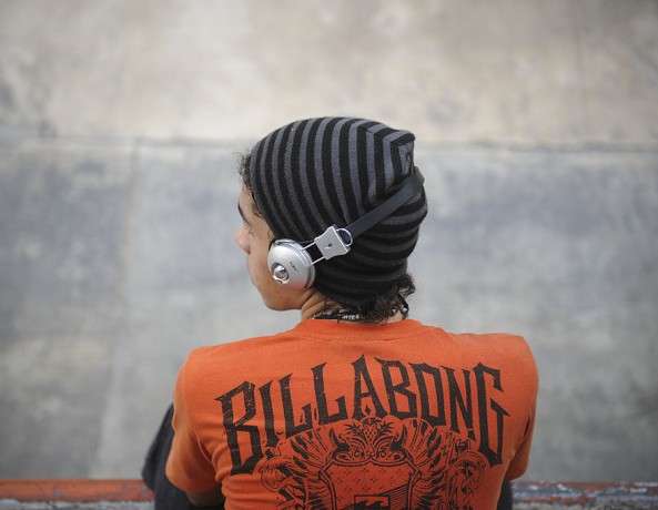 Tired Of Using Spotify? 2 Spotify Alternatives To Try To Ease Boredom