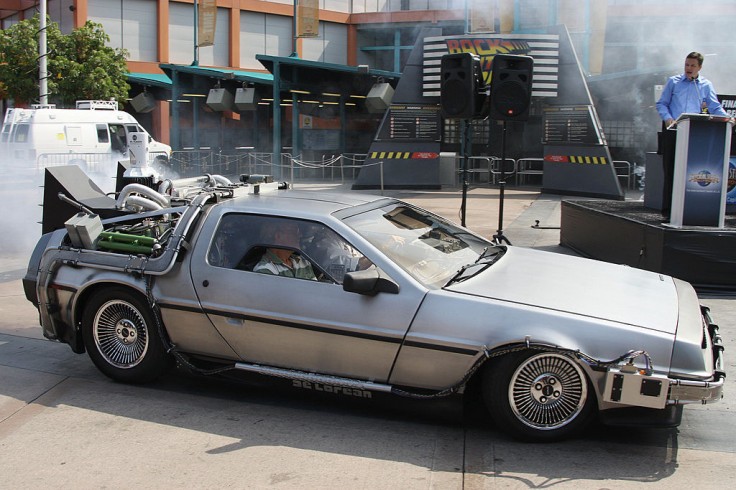 DeLorean car Universal