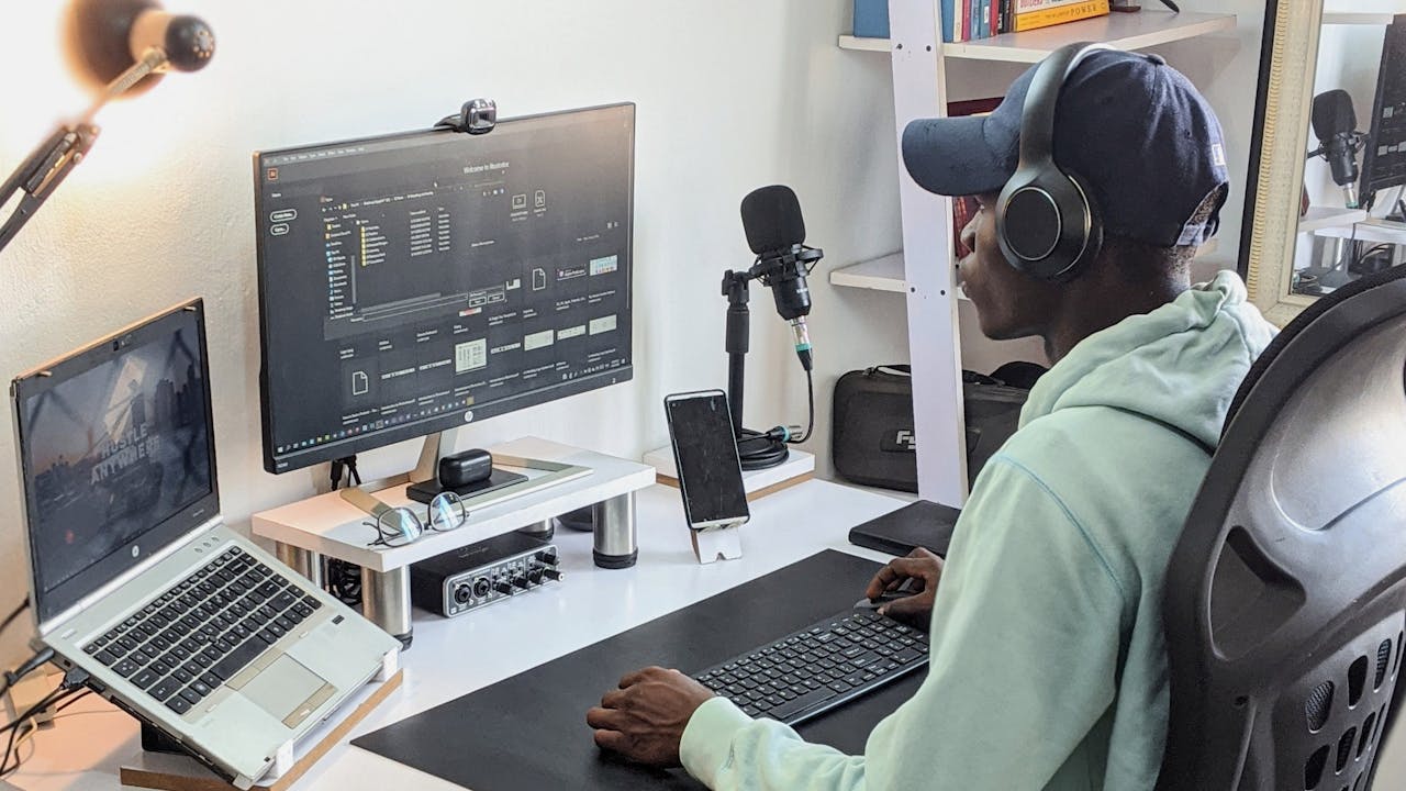 How Cloud Computing Is Revolutionizing Businesses and Startups