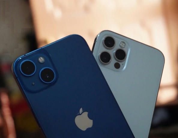 2 Blue and White iPhones