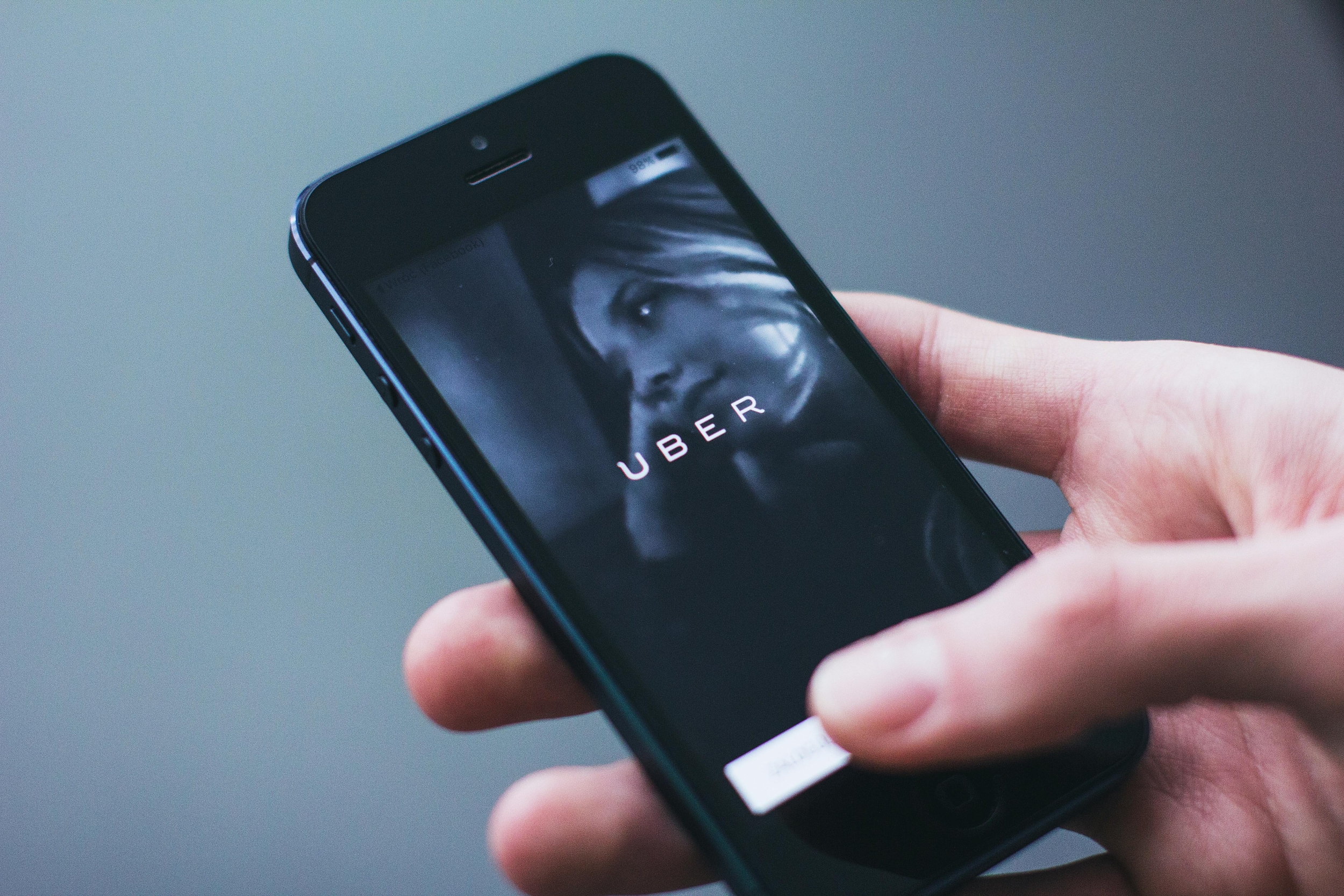 Uber and Airbnb Enter Fierce Travel Super App Competition With Massive Service Expansion