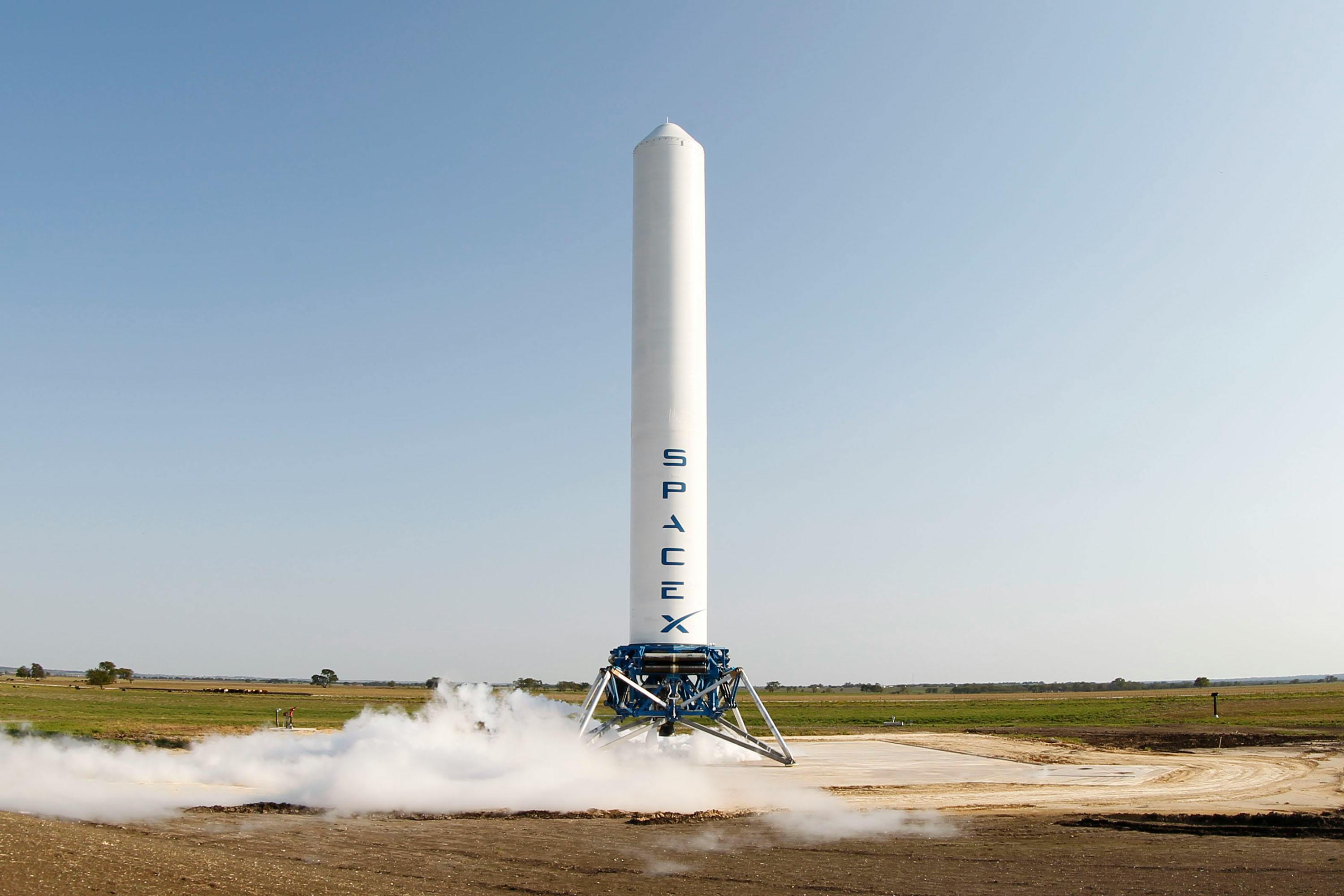 Danish Pension Fund AkademikerPension Blacklists SpaceX Over Governance Issues and Valuation Concerns