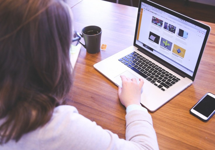 Impact of the Internet on our Life: How the Internet Has Transformed Everything from Shopping to Searching