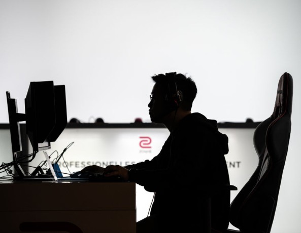 'Destiny 2' Season of the Splicer Guide: How to Farm Synthstrand to Change Armor Appearance