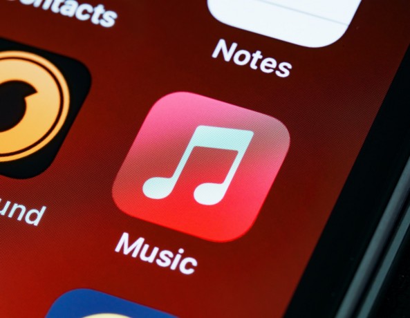 Apple Music Lossless Audio: How to Activate if You Don't Have the Right Headphones